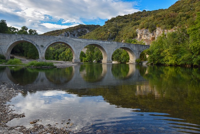 Les Avis Sur le Camping L’Occitan à Vias : Ce Que Les Campeurs Disent Vraiment